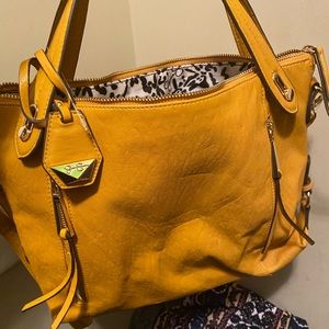 NWT JESSICA SIMPSON Devon hobo bag